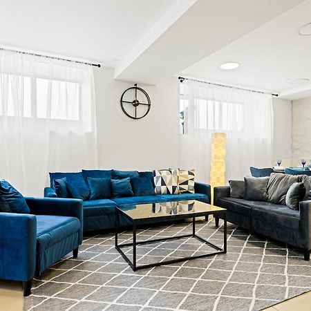Sirena Apartment - Self Check-In And Free Parking Talin Exterior foto